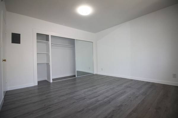 $1,295 / 1br - 300ft2 - 7346 Woodman Ave Unit 7346-5, (Van Nuys)63876484623361120