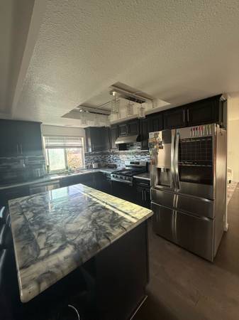 $1,400 / 4br - 1500ft2 - Habitación privada (San Diego)63621232950913123
