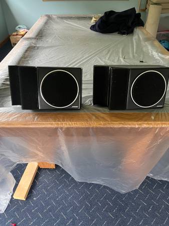 Bose 201 Direct Reflect Speakers (set of 2) 1