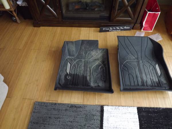 2022 Chevrolet Blazer Floor Mats 1
