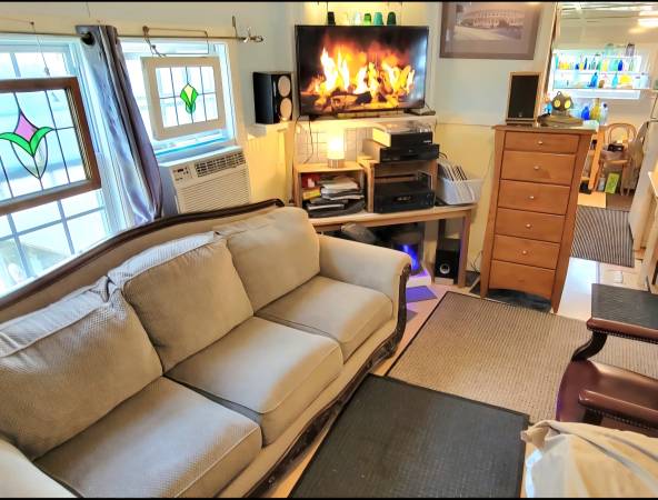 $750 / 1br - 120ft2 - Private room for Rent (Kill Devil Hills)63935189965315120