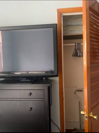 $800 Room for rent / cuarto en renta (College Point)63854291006081124