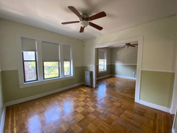 $2,350 / 1br - Spacious pre war style apartment. (Dimas park @ Cortelyou B / Q subway)63945497640450121