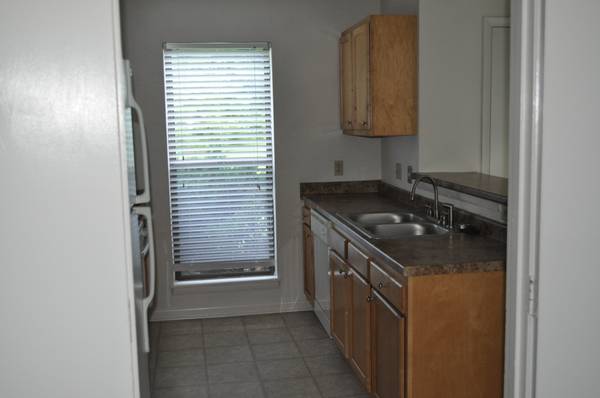 $1,800 / 3br - 1280ft2 - 3 Bedroom 2 Bath - $1800 - 1280ft2 (Asheville)64029373570307123