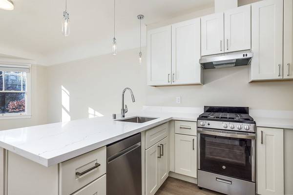 $3,395 / 1br - 486ft2 - Nopa/430 Baker&Grove/Panhandle/W/D en unidad/¡Próximamente! (alamo square / nopa)63686068173187121