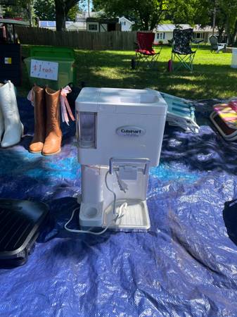 Soft Serve Ice Cream Maker 1