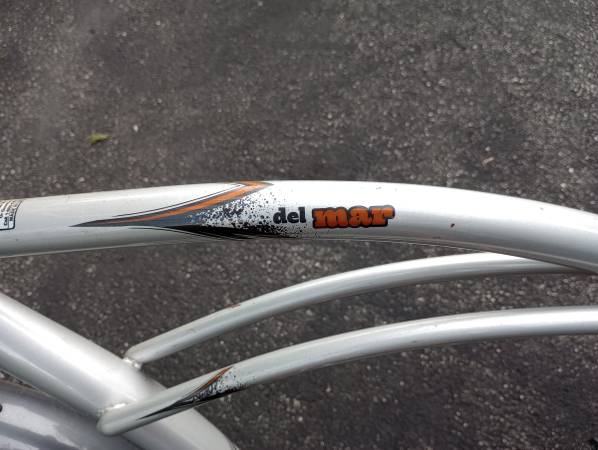 **Lower Price**Schwinn Del Mar 26 inch bike - $80 (Xenia)63443850949507124