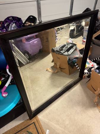 Large mirror 1