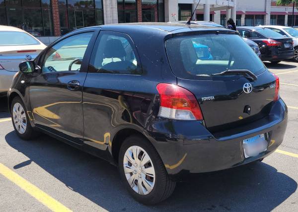 2010 Toyota Yaris Hatchback - $5,600 (Chicago)63619074502657121