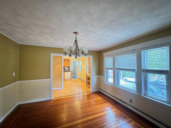 $2,700 / 2br - 60 Hamilton Street (Medford)63699488161283123