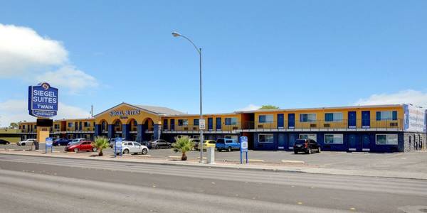 $375 Close to UNLV, Easy freeway access, Studio63859496888065121