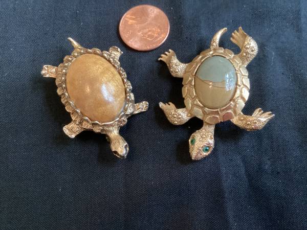 Vintage turtle brooch lot 2 for $25 1