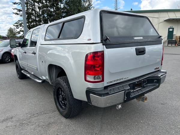 2010 GMC Sierra 2500HD 4WD Crew Cab 153 SLE - $8,995 (Lynnwood Washington)63622986619905121