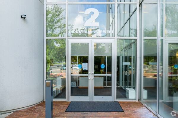 $277 Establish a Professional Presence with a Virtual Office at the Shore (Eatontown)64218329788803124