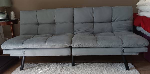 Comfortable multi-position gray futon 1