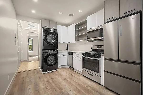 $3,800 / 2br - *_THE WORKS_*2BR/2BA+W/D_Greenwood Gowanus Industry City sunset park s (Industry City - Greenwood Heights ----- 895 4TH AVE BROOKLYN)63854290190593120