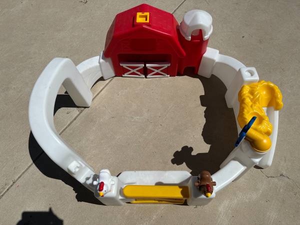 Children's Farm Play Structure 1