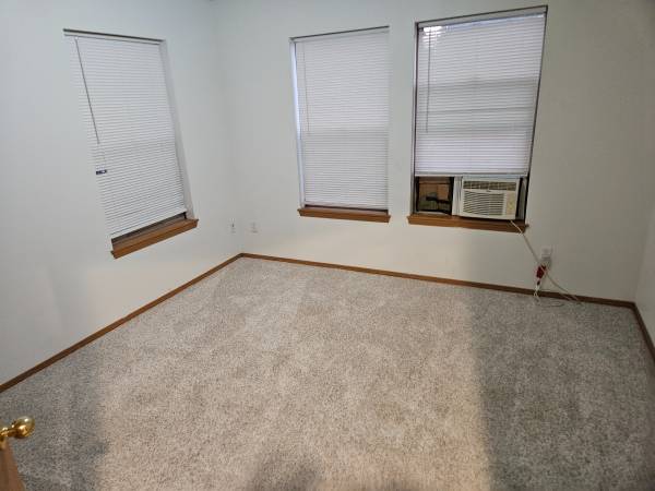 $795 / 3br - 142ft2 - Room for rent $795 month (HAZEL DELL)63999315353602121