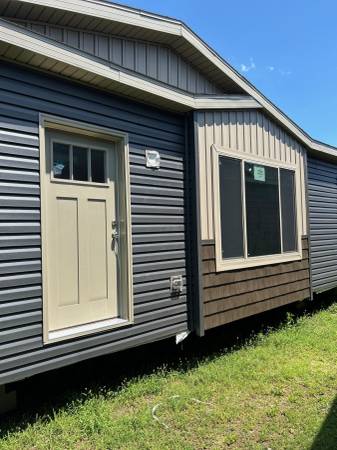 #44 Commodore 4Bed 2 Bath 1