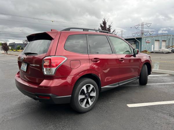 2018 Subaru Forester 2.5i Premium ** 24,956 miles ** - $14,900 (Auburn)63617157009921121