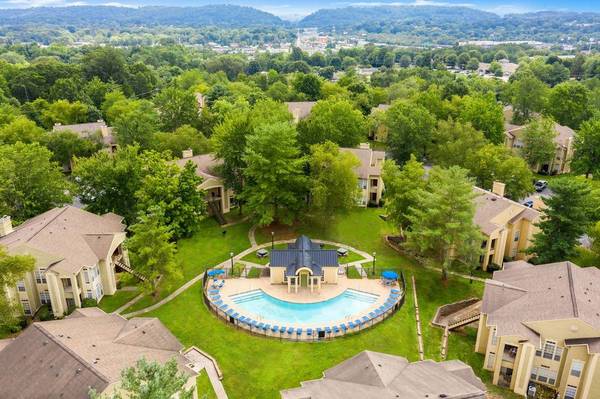 $1,119 / 3br - 1,000.00 DESCUENTO EN EL PRIMER MES DE ALQUILER!!! ¡Mudate antes del 10/18!! (Knoxville)63815695382529120