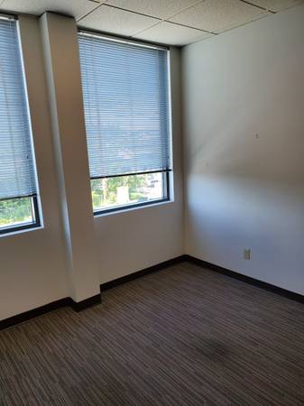 $900 Room for healthcare provider (Seattle)63850752748931120