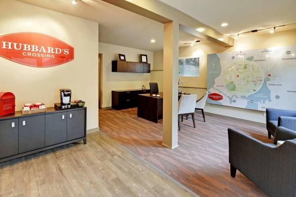 $2,992 / 3br - 1275ft2 - Luxury Vinyl Plank Flooring, Package Service, A/C In Home63850755055619124