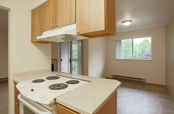 $1,400 / 1hab - 646ft2 - Guau, qué vista (Cascade Park)63831607098243123