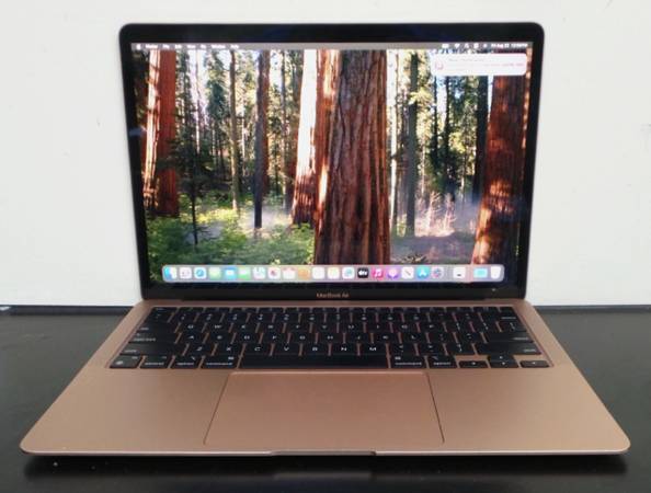 Macbook Air 13" Rose Gold 2018 Apps 1