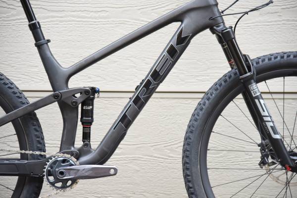 2022 Trek Top Fuel 9.8 XC Trail Mountain Bike Large - $2,995 (Boulder)63471176438529121