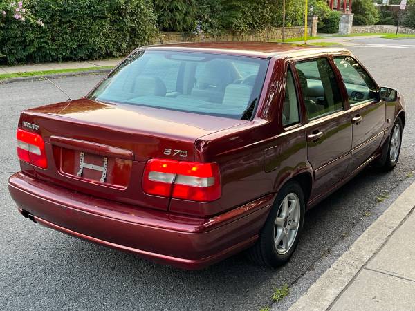2000 Volvo S70 only 98k miles - $4,500 (Rye, NY)63614018080129122