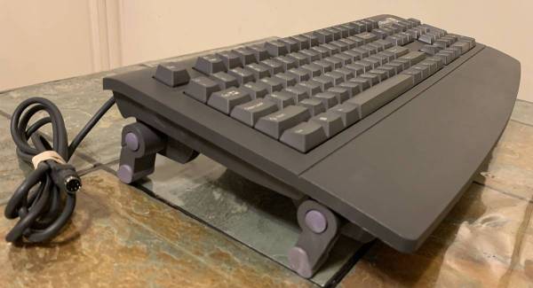 vintage 90s Darwin SKR-2033 NoteBoard PS/2 keyboard laptop computer - $125 (Midtown West)63471138041475122
