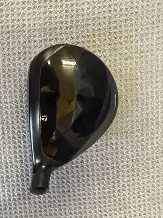 Taylormade Stealth 2 + 3 wood w/UST Mamiya Red LINQ M40x 7F5 shaft 1