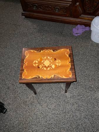 Music box table 1