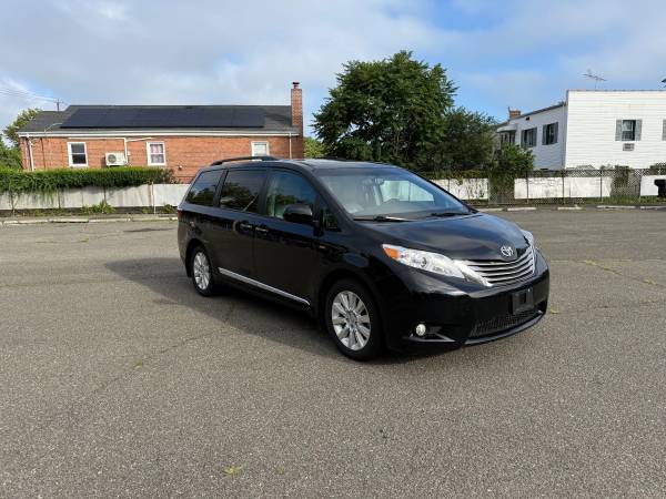 2016 TOYOTA SIENNA XLE AWD - $15,90063654721846787122