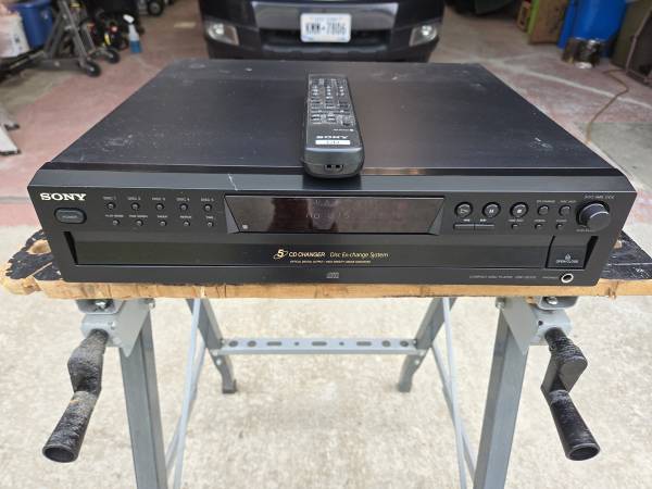 Sony 5 Disc CD Player 1