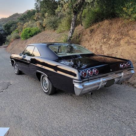 Chevrolet Impala SS 396 - $48,00063618285370881123