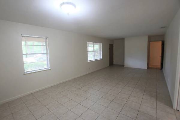 $1,000 / 3br - 1863ft2 - HOUSE FOR RENT (Tyler)64037559609345123