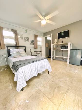 $1,650 Kailua Estudio (kailua)63686671959169123