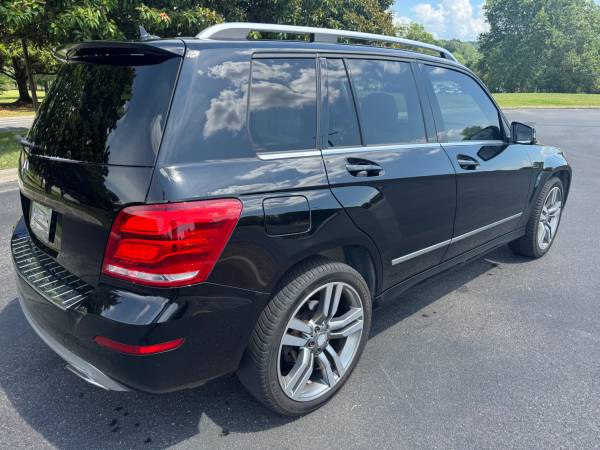 2015 Mercedes GLK 350 suv - $12,99763625105967489123