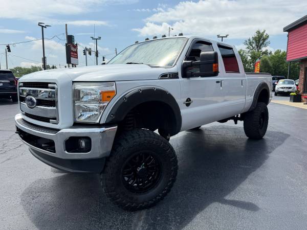 2013 Ford F-250 Super Duty Lariat 4WD - Diesel - LIFTED - Must see! - $31,900 (Oak Forest)63618847477251122