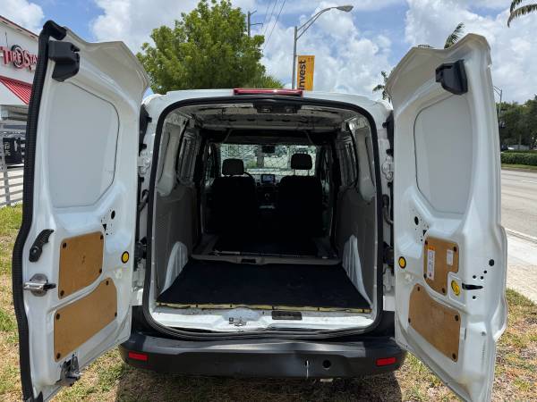 2022 Ford Transit Connect - Photo 11