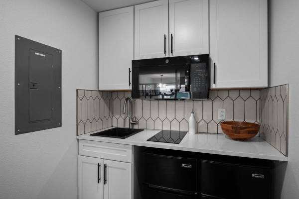 $1,150 / 289ft2 - 1 month free or reduced rent at The Meriwether! (615 Jadwin Ave Apt 113, Richland, WA)63673517874305124