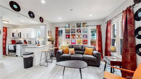 House of the week! Home in Denver. 4 Beds, 2 Baths 1