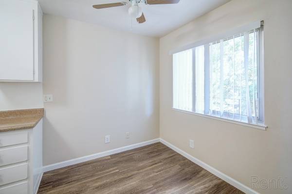 $1,400 / 1br - ✨✨WALK-IN CLOSET!!!✨SPACIOUS FLOORPLAN!✨✨ (Rancho Cordova)63790862065921124