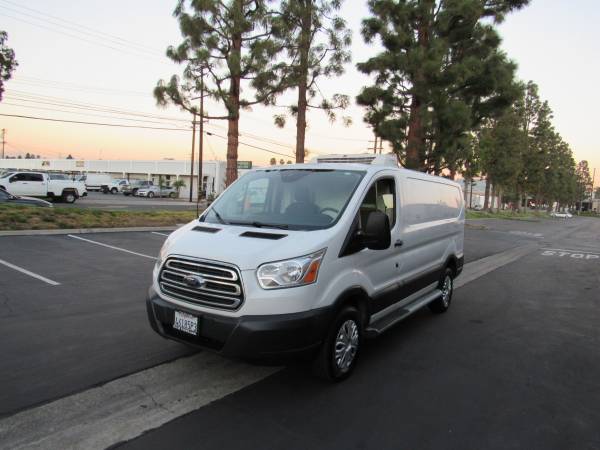 2018 Ford Transit 250 REEFER VAN 130 WB LOW ROOF 1