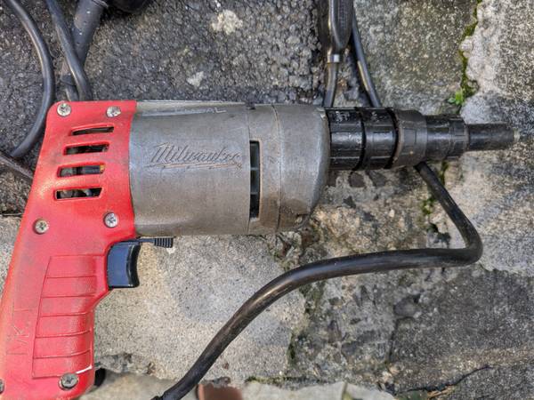 Milwaukee drywall framing screw shooter 1