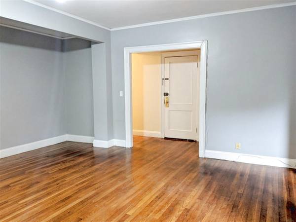 $2,800 / 1br - 1+ Bedroom for $2,800 at 7 Craigie Cir, Cambridge (Cambridge \ Harvard Sq. \ Brattle)63996546561922124