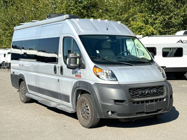 2022 Thor Motor Coach Tellaro  20K Class B 1