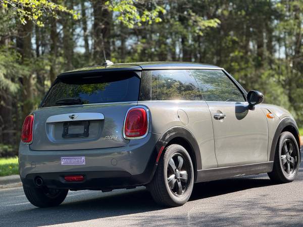 2015 MINI Hardtop 2 Door Cooper 83k $5995 - $5,995 (Matthews)63613520078467124